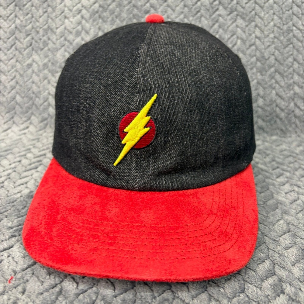 Six Flags The Flash Hat DC Comics Unisex OSFA Black Red Denim Suede Strapback